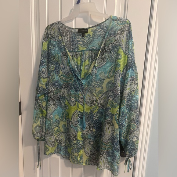 Lane Bryant Tops - #0043 Lane Bryant thin, silky over shirt